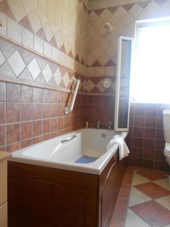 Отели типа «постель и завтрак» Seafield House B&B Клифден-44